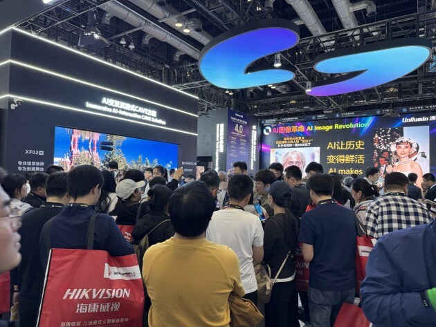 在北京InfoComm展，洲明科技打造“光显+AI”沉浸世界！